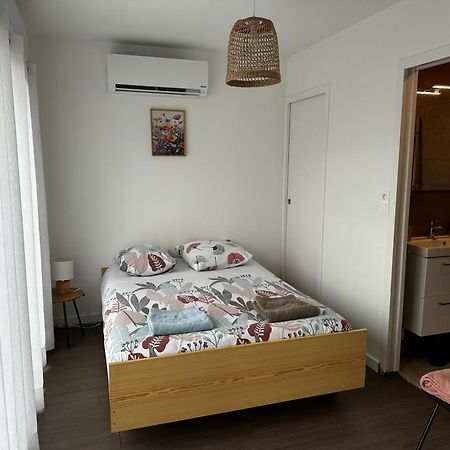 Maison La Capucine Sur Quai De Seine, Wifi, Machine A Laver, Parking Prive Gratuit Vernon  Exterior photo