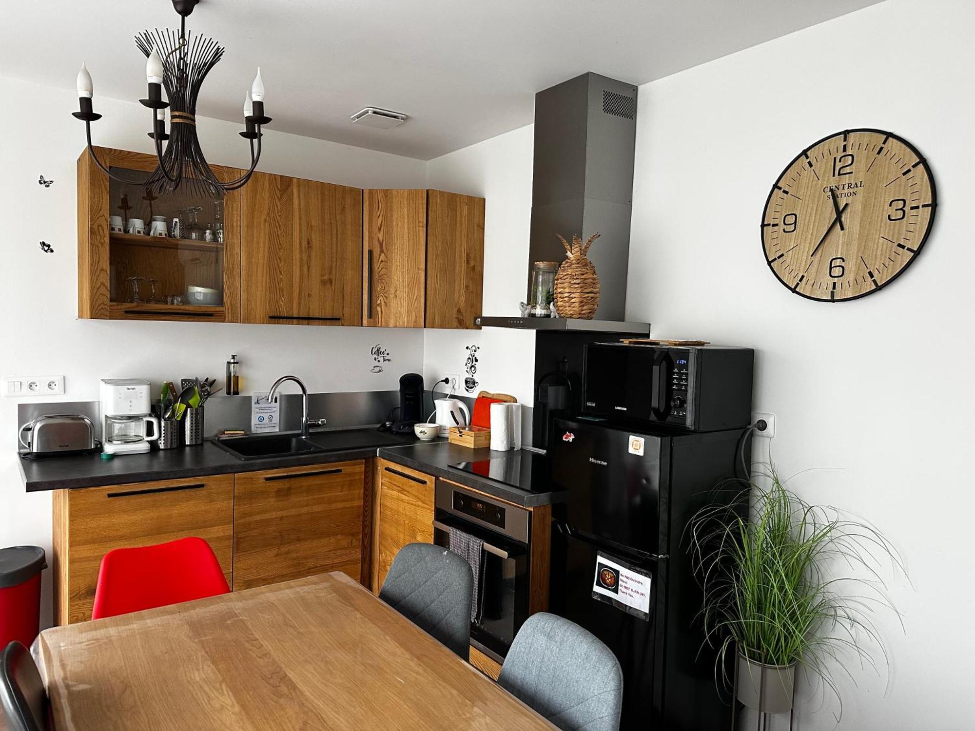 Maison La Capucine Sur Quai De Seine, Wifi, Machine A Laver, Parking Prive Gratuit Vernon  Exterior photo